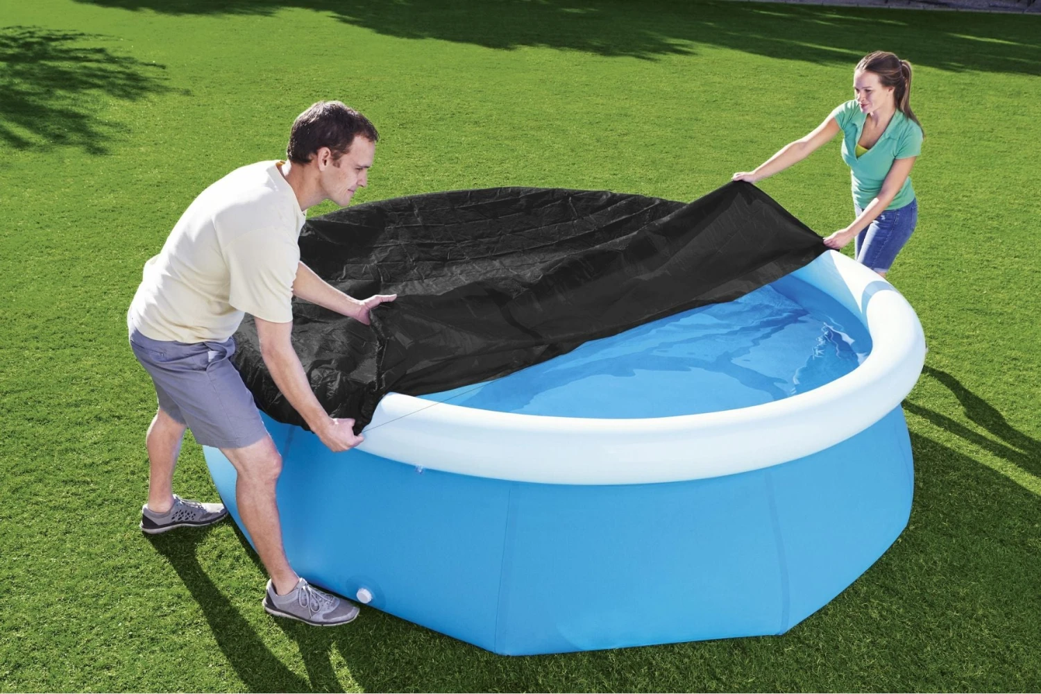 Bestway 8ft Pool Cover For Inflatable Fast Set Pools 6 Bestway 8ft Pool Cover For Inflatable Fast Set Pools - Image 4