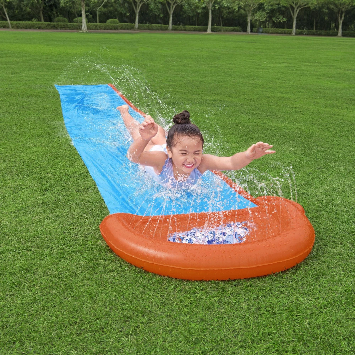 Bestway H2OGO! Single Slip And Slide, With Sprinklers 6 Bestway H2OGO! Single Slip And Slide, With Sprinklers - Image 4