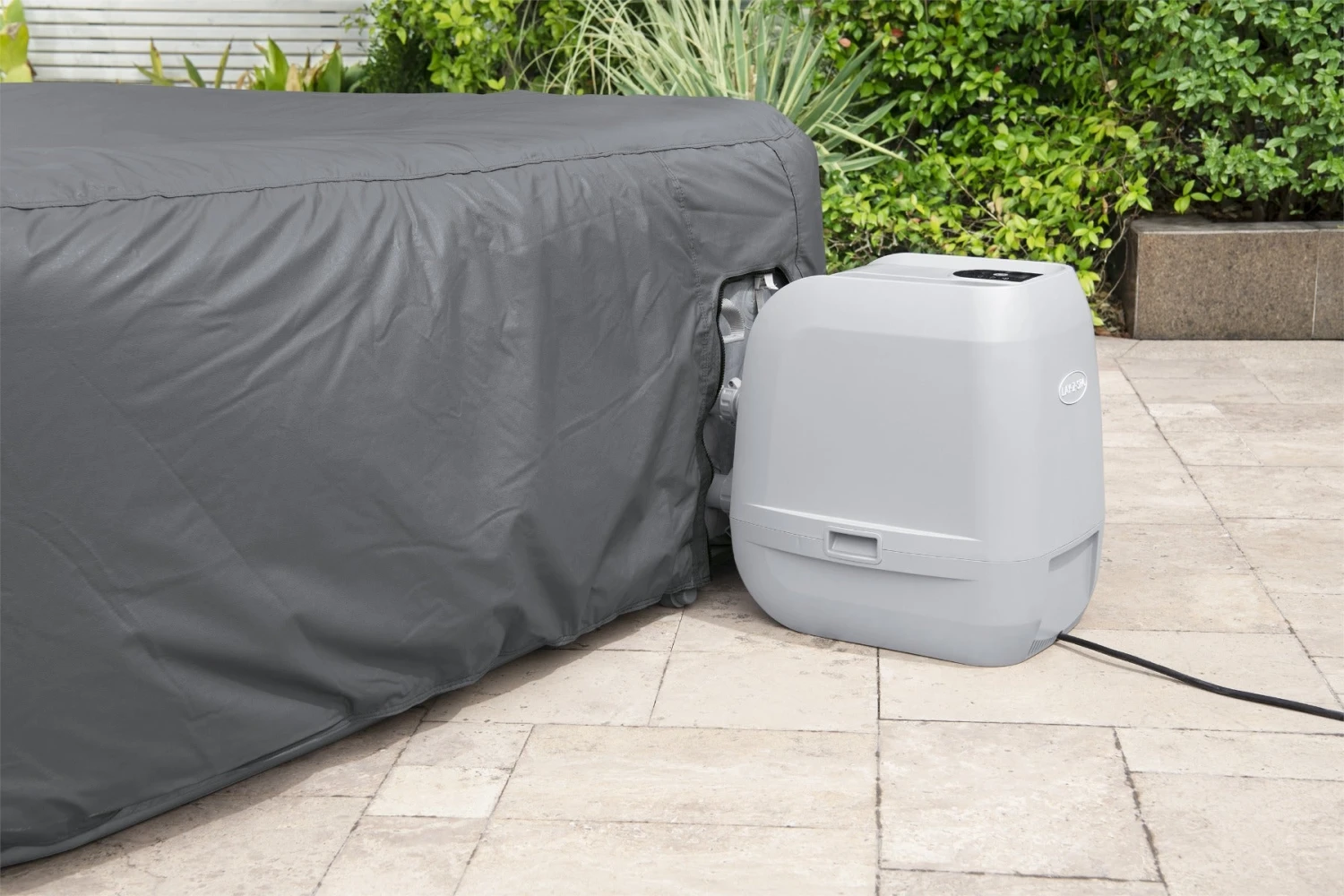 Lay-z Spa Square Thermal Hot Tub Cover - X Large 230cm X 71 Cm 10 Lay-z Spa Square Thermal Hot Tub Cover - X Large 230cm X 71 Cm - Image 8