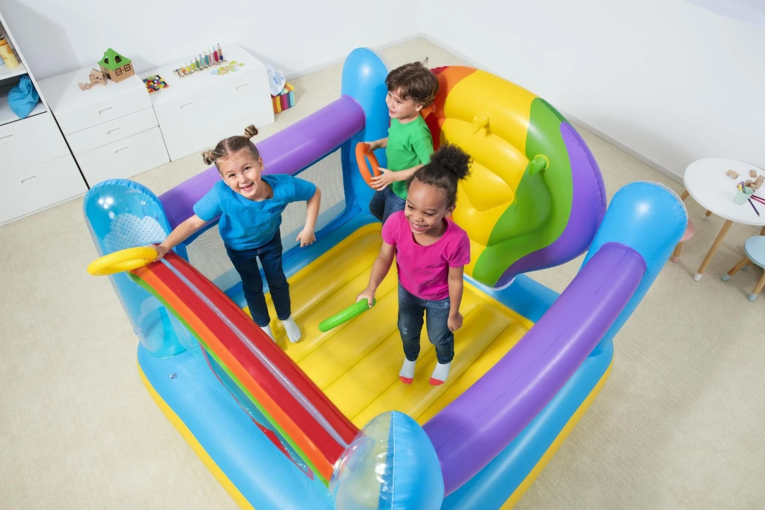 Bestway Kids Inflatable Hot Air Balloon Bouncy Castle, With Ring Toss Game 6 Bestway Kids Inflatable Hot Air Balloon Bouncy Castle, With Ring Toss Game - Image 4