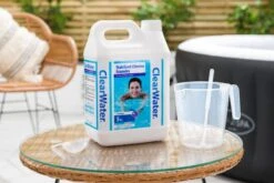 Chlorine Granules (5kg) -Bestway Sale CH0004 lifestyle 1 c828b881 190c 4747 9466 86d556ab0dc5