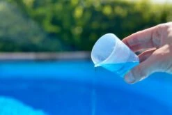 Algaecide (1L) -Bestway Sale hot tub and pool algaecide