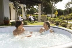 Lay-z Spa Mauritius AirJet™ -Bestway Sale lay z spa hot tub for big family 58847c5b 92e8 4f1f 8ef1 318fb44f50dd