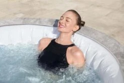 Lay-z Spa Zurich AirJet™ -Bestway Sale portable hot tub for relaxing d0c2f2c4 5483 4115 a2b6 f41d151a8802